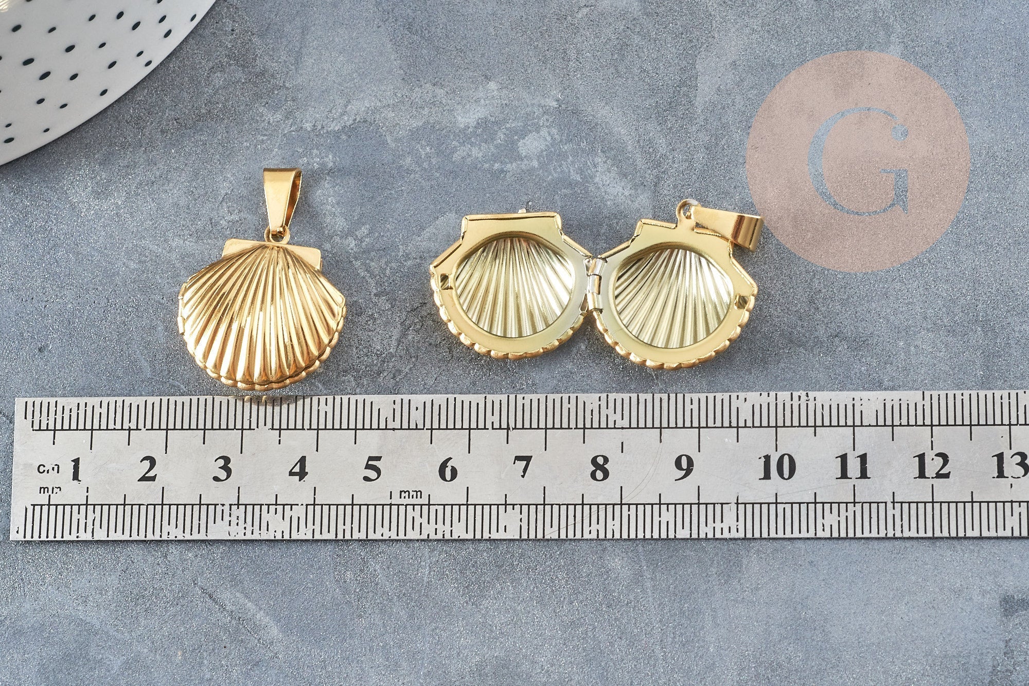 pendentif locket coquillage acier IP inoxydable doré 18K/platine 23.5mm,x1 (G4552)