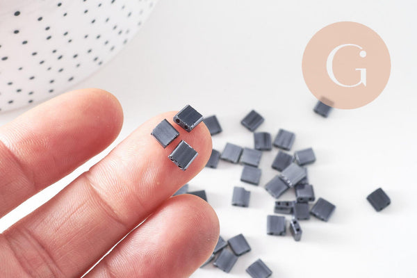 perles rocaille carré opaque noir irisé, perle carré création bracelet, perle tila,4.5mm,2 trous, x50 (4.8GR) (G5478)