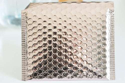 Enveloppes à bulles pour expédier bijoux, perles et créations DIY