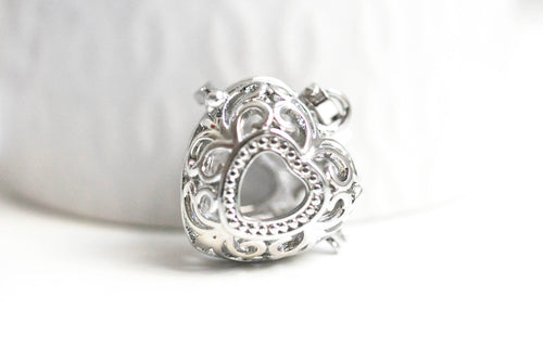 Silver metal pendants