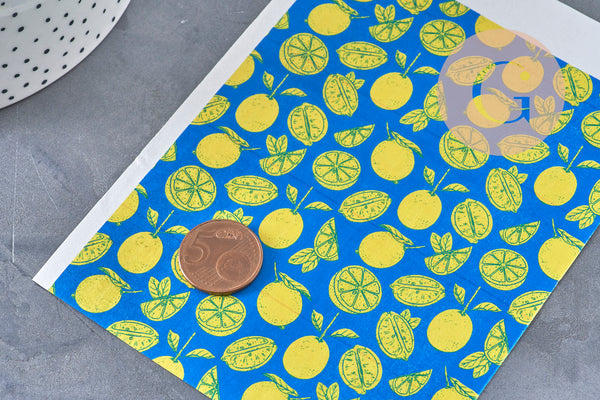 Feuille de transfert polymère – Motif Citrons Fond bleu 14x10 cm, x1 (G11010)