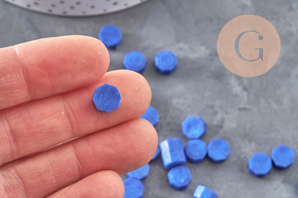 Granulés cire bleu foncé nacré à cacheter, x 100 (G7157)