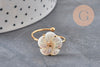 Bague réglable fleur nacre naturelle chaine acier inoxydable doré PVD, x1 (G11077)