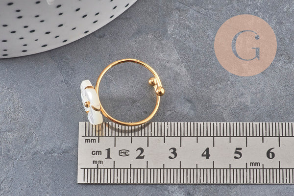 Bague réglable fleur nacre naturelle chaine acier inoxydable doré PVD, x1 (G11077)