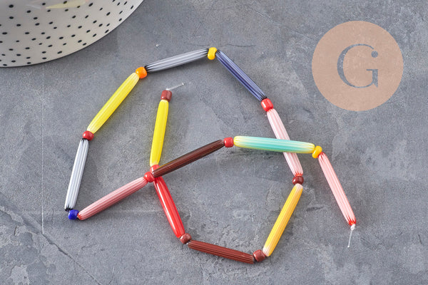 Perles tube verre millefiori artisanal 28mm, x1 fil de 40cm (G11114)