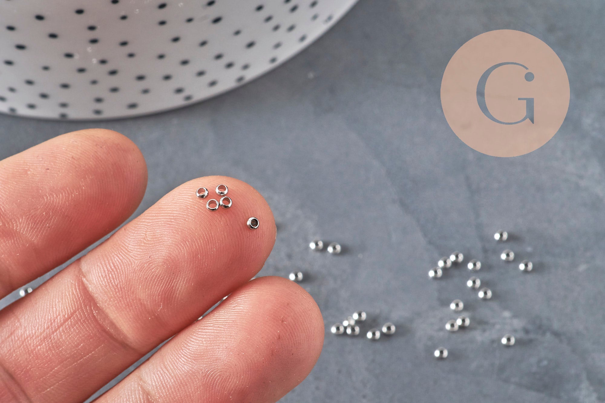 Perles à écraser rondelle acier 316 inoxydable platine 1.9mm, x50 (G11210)