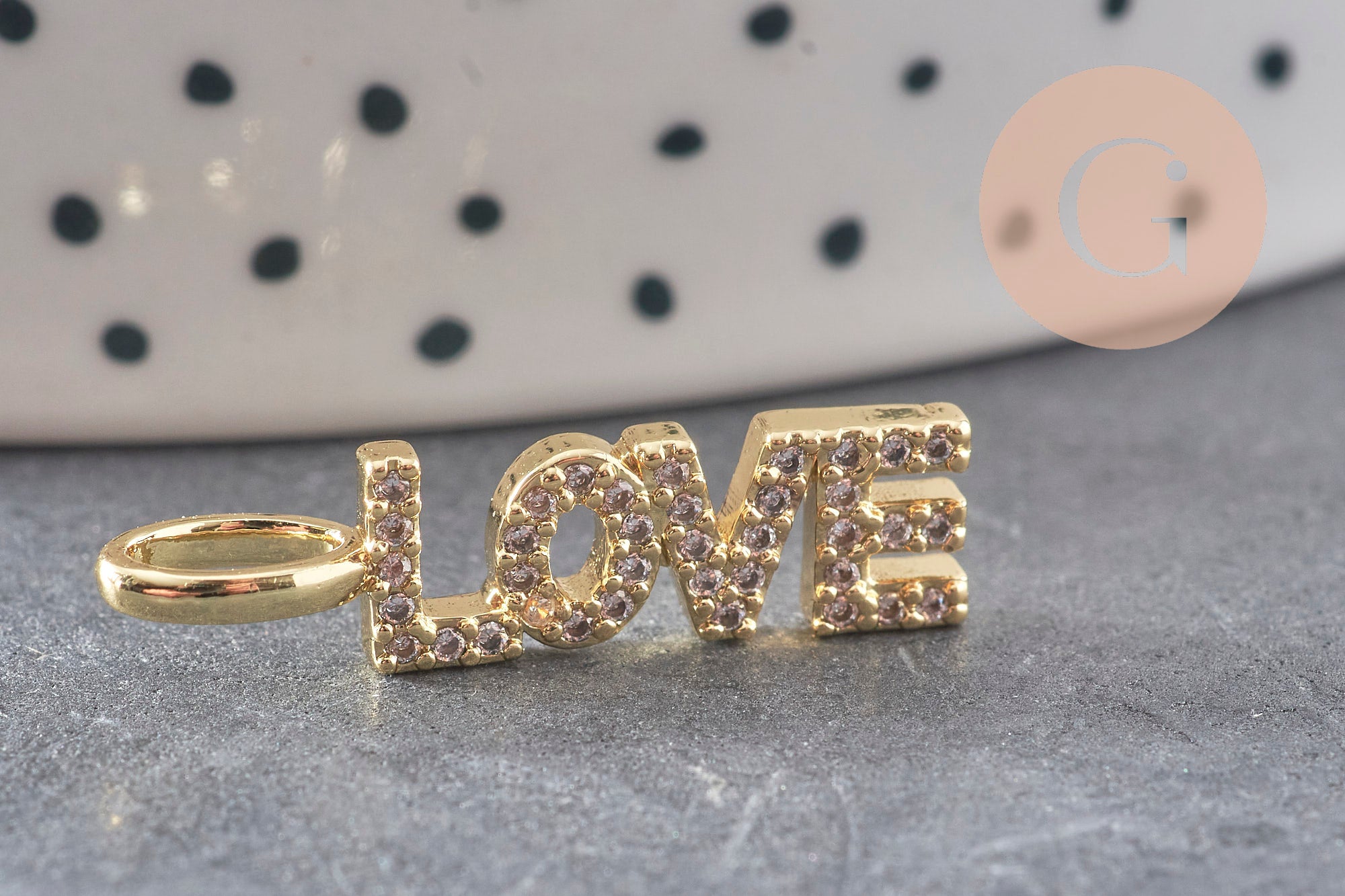 Breloque LOVE laiton doré 18k cristal 24mm,x1 (G3033)