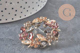 Broche fleurs zircons multicolores zamac doré émaillé 41mm, x1 (G11256)