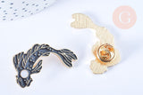 Broche pins carpe koi émail noir doré émail 38.5x23mm,décoration veste, x1 (G6623)