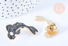 Broche pins carpe koi émail noir doré émail 38.5x23mm,décoration veste, x1 (G6623)