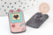 Broche pins console portable jeux vidéos doré émail rose 30.5x17.5mm, x1 (G9311)