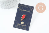 Broche pin's éclair zamac doré émail rouge 28mm, x1 (G9745)