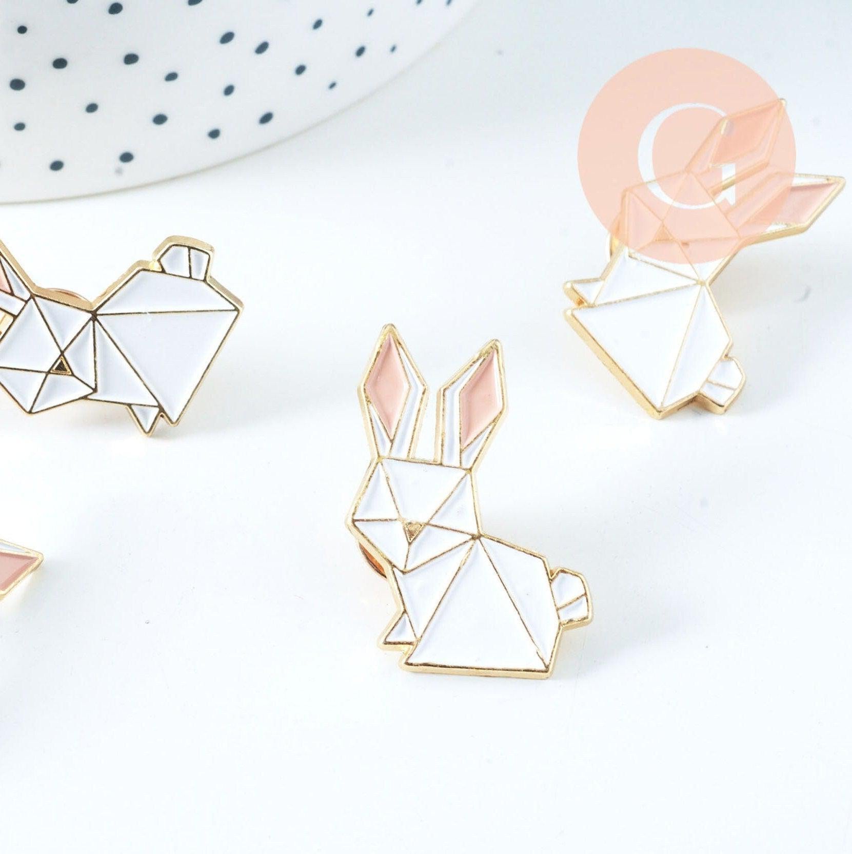 Broche pins lapin origami doré émail 31.5x23mm,broche dorée, décoration veste,x1 (G6375)