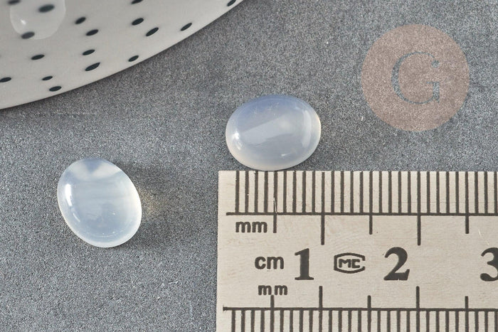 Cabochon ovale jade blanc naturel 10x8mm, x1 (G1292)