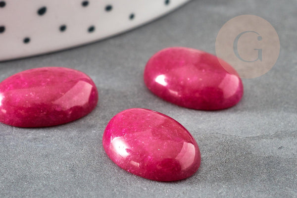 Cabochon ovale jade naturel rouge magenta 18 x13mm, x1 (G2695)