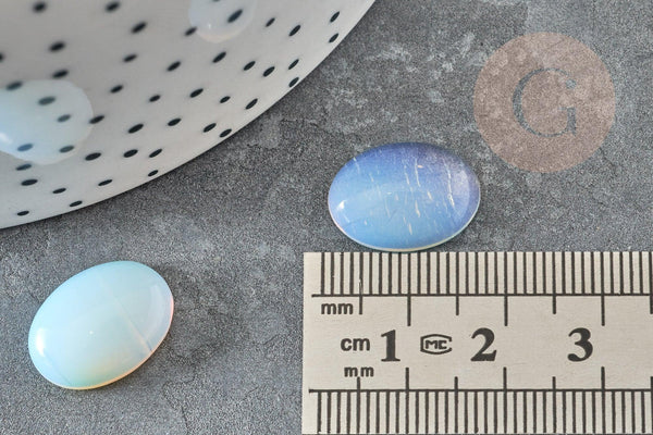 Cabochon ovale opalite ovale 16x12mm, x1 (G8539)