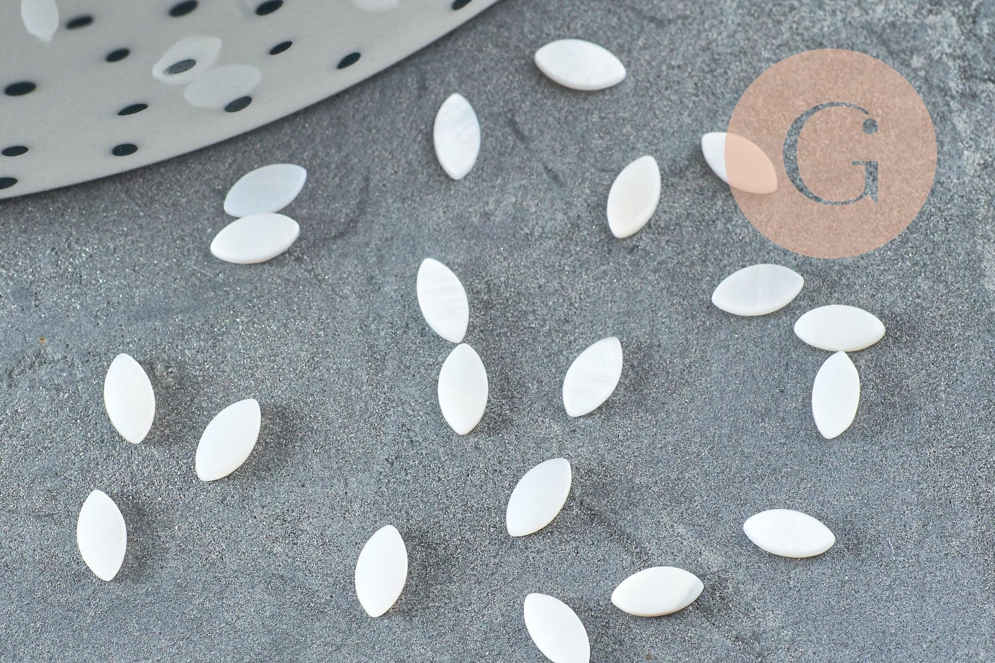Cabochon ovale plat nacre blanche naturelle 5mm, x20 (0.4 gr) G6690