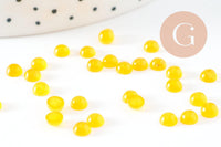 Cabochon rond jade naturel jaune vif 4mm, x1 (G9955)