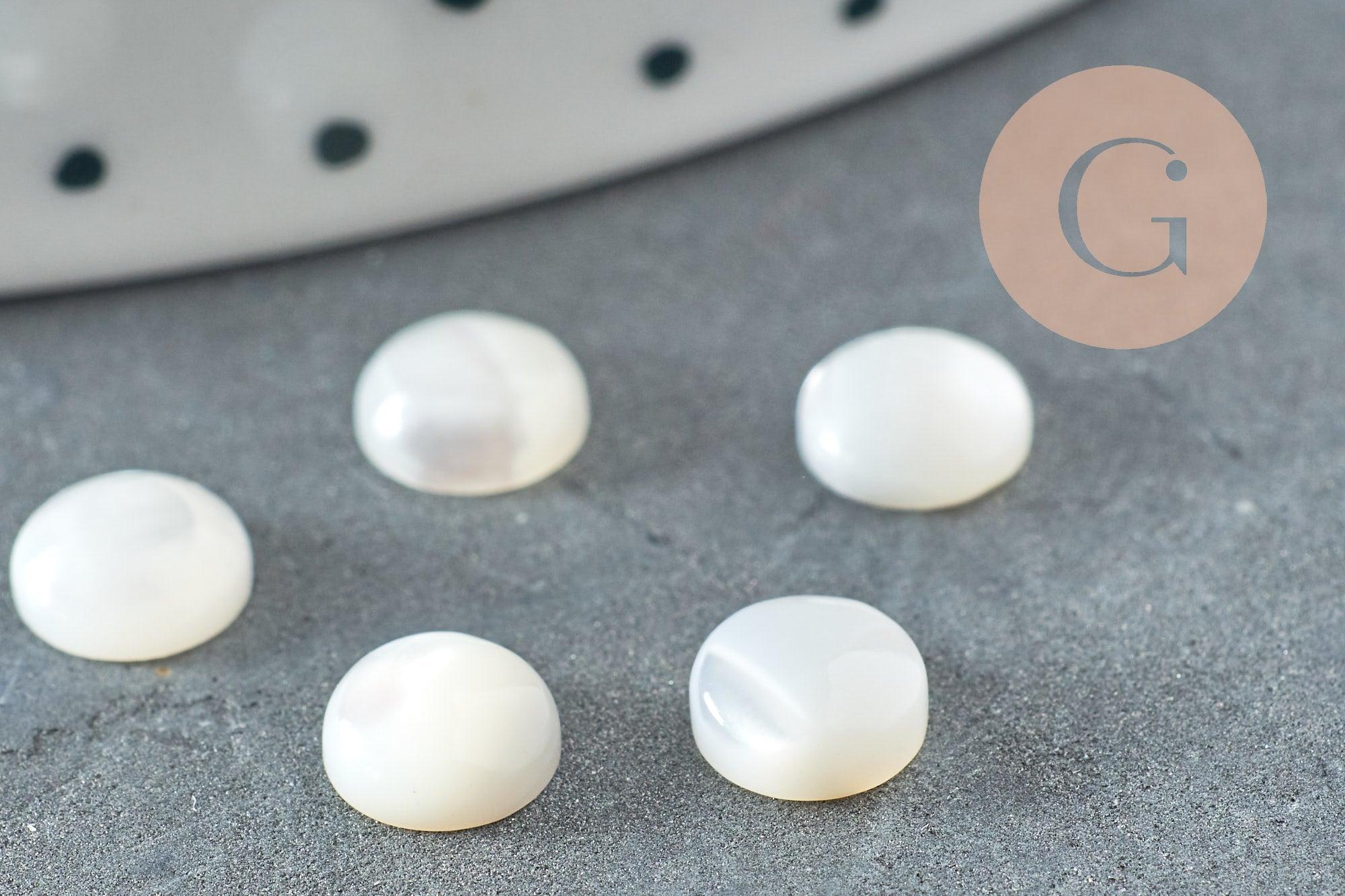 Cabochon rond nacre blanche naturelle 5.4mm, x1 (G1738)