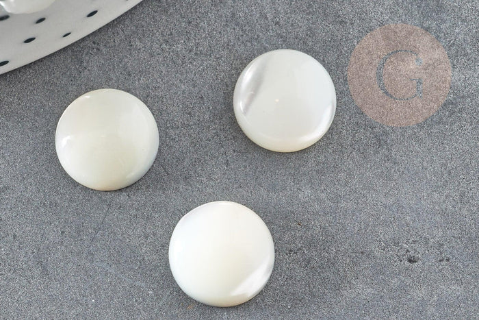 Cabochon rond nacre blanche naturelle,12mm, x1 (G1739)
