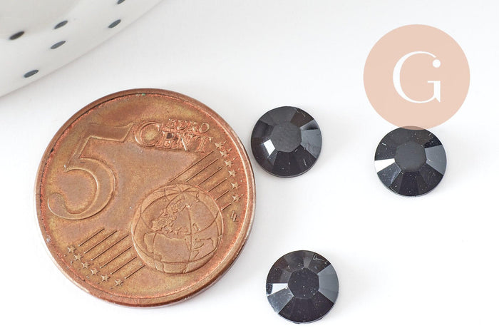 Cabochon rond strass plastique noir reflets ronds 7mm, x 5g (G2248)