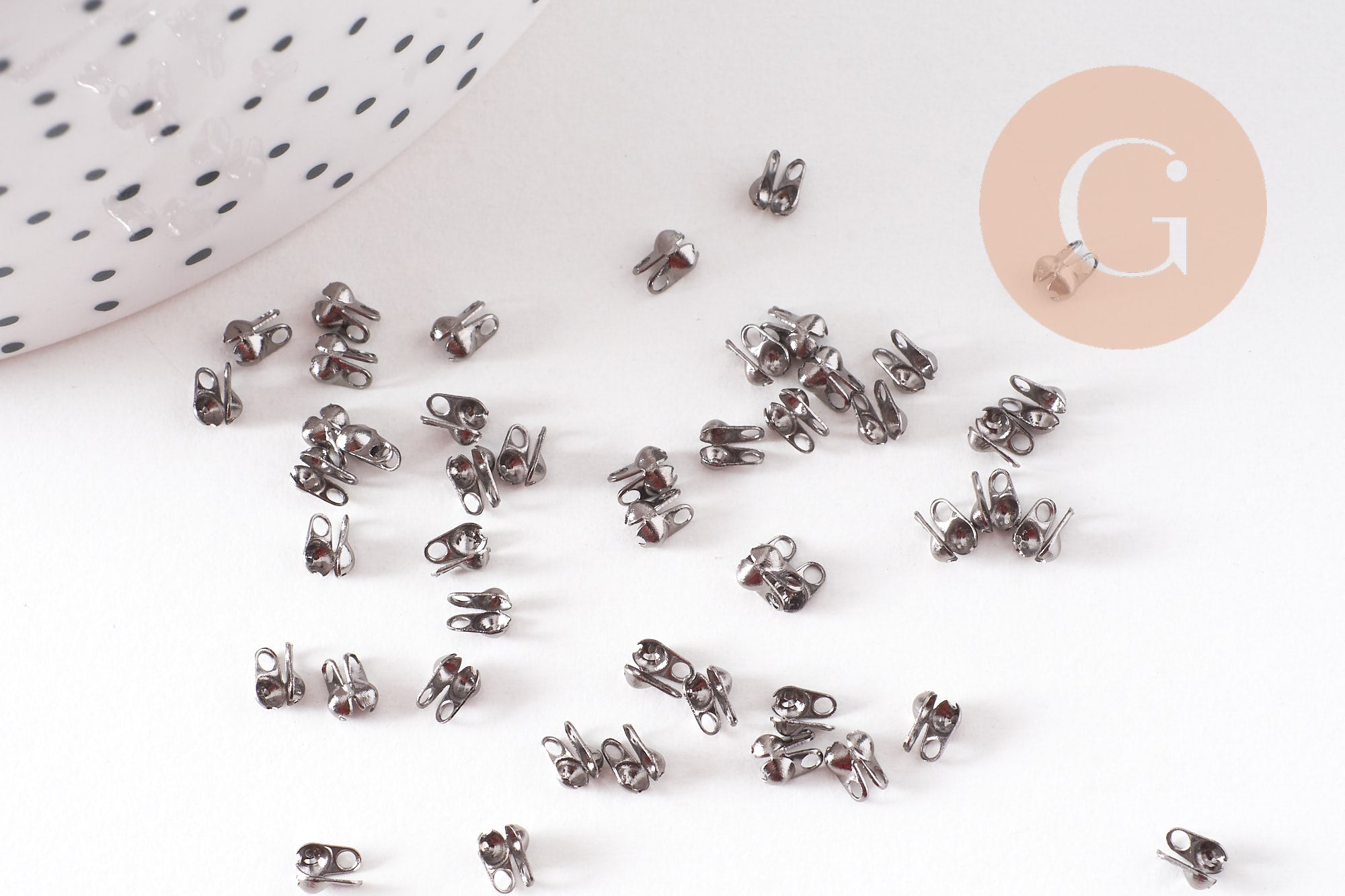 Cache-noeud connecteur chaine boule metalgun avec trou 3mm x1gr (G2631)