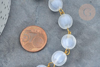 Chaine perle ronde acrylique blanc bleuté 11mm fer doré, Chaine dorée, x1 mètre (G7815)