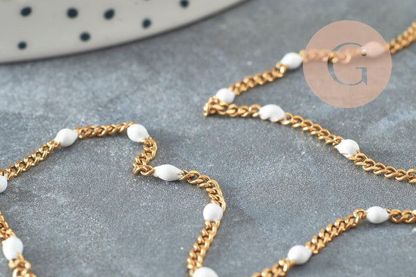 Chaine plate acier inoxydable doré IP fantaisie résine blanc 2.5mm, x1 mètre (G10012)