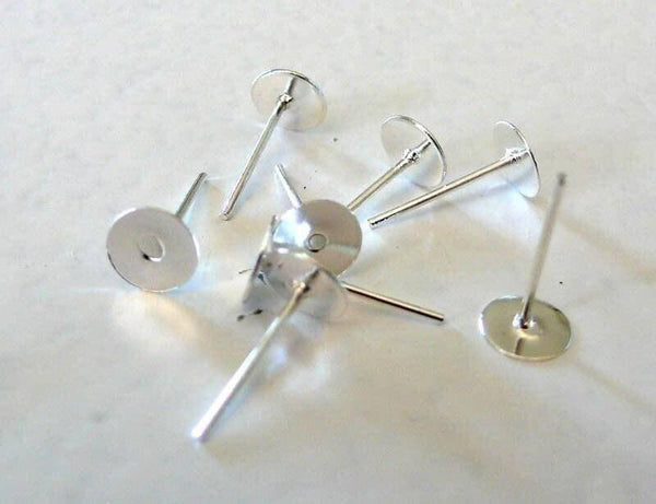 Clous-puces oreille fer platine avec plateau 6mm, x50 (G2018)