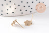 Clous-puces oreille fleur acier 201/316 inoxydable dore 24K lisse 1 trou 9mm, la paire (G10487)