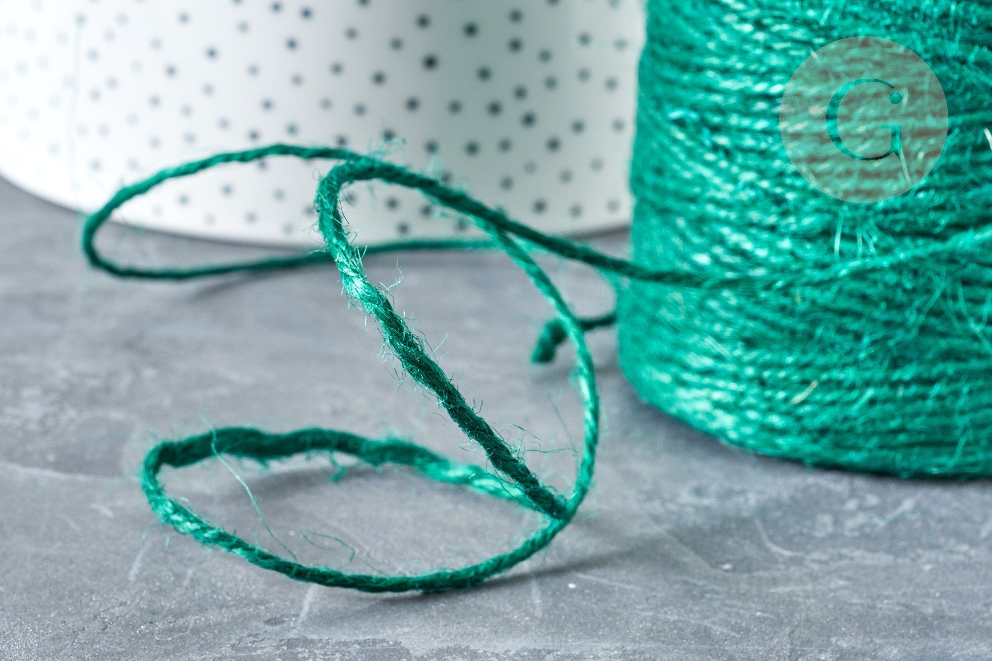 Corde de jute teintée vert 2m, x 5Mètres (G8098)