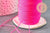 Cordon polyester rose fluorescent 0.7mm, x 5mètres (G1946)