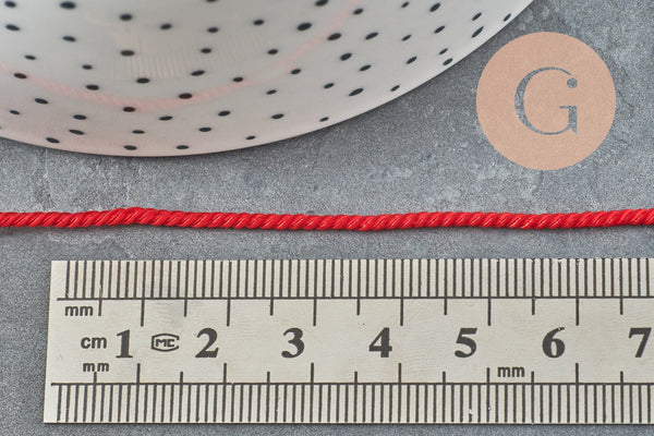 Cordon satiné torsadé rouge 2mm, x1 mètre (G7729)