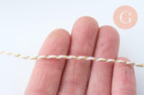 Cordon tressé blanc beige fil doré 1.5mm-2mm, x1 mètre (G6069)