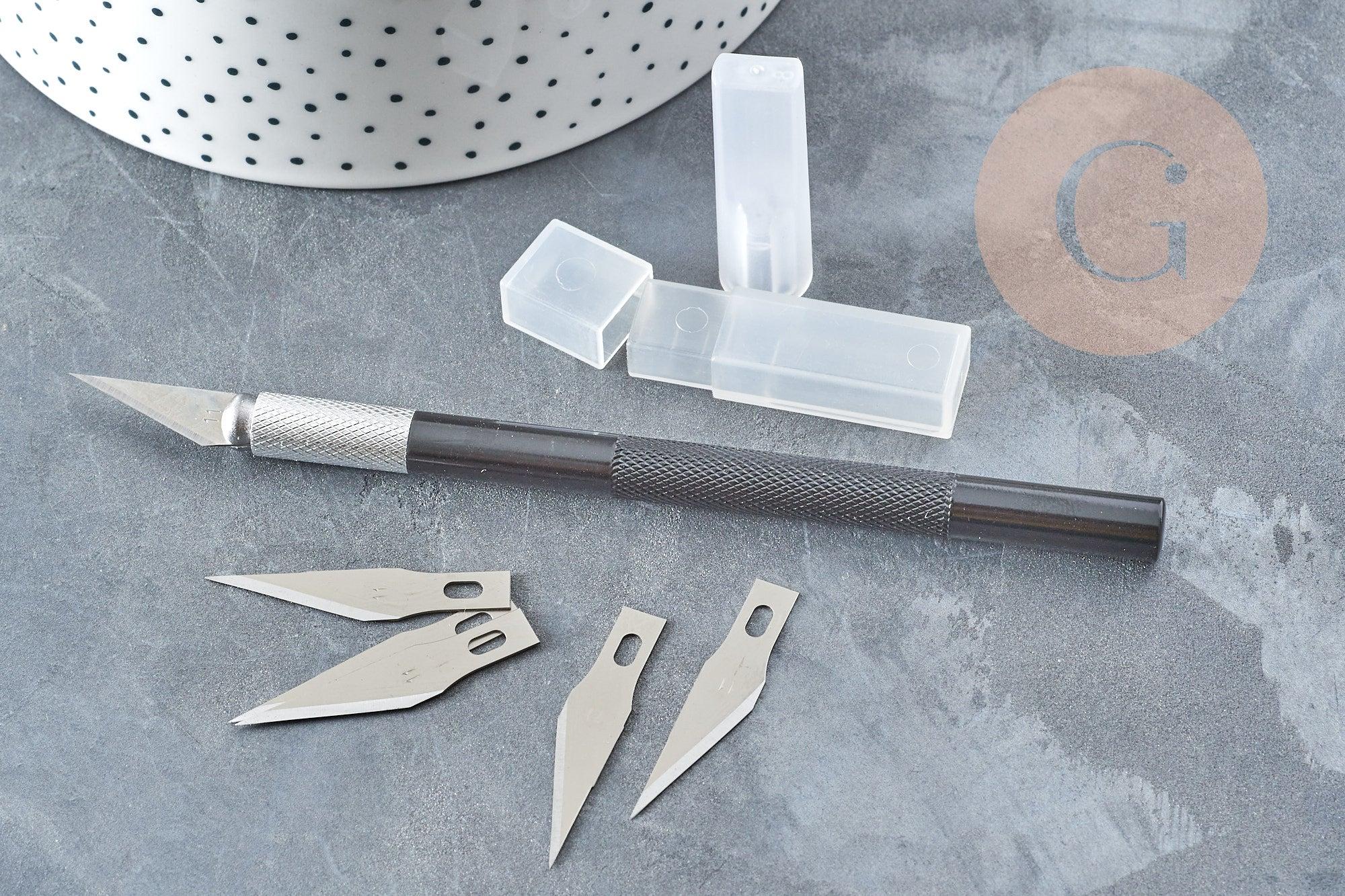 Cutter type scalpel +5 lames de rechange haute précision, x1 (G8538)
