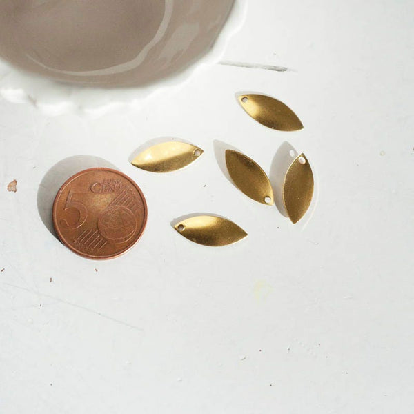 EP Breloque navette laiton brut 16mm, x10 (G2845)