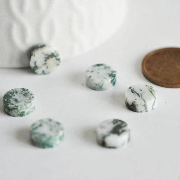 EP Cabochon rond agate blanc-vert naturelle 10mm, x1 (G1923)