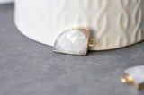 EP Pendentif corne pierre de lune naturelle 20.5mm x1 G6310