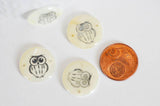 EP Pendentif rond nacre chouette, pendentif hibou,coquillage blanc,coquillage naturel,création bijoux,20mm,2 trous, les 10,G1077