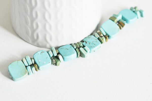 EP Perle carrée en turquoise naturelle 12x4mm, le fil-G1119