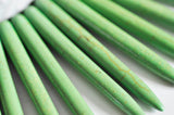 EP Perle pointe howlite verte, howlite naturelle,perle pierre verte,perle pierre,création bijoux,fil de 95 perles,20-50mm-G1560
