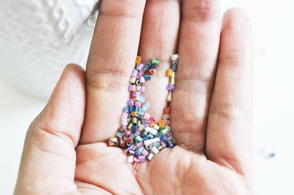 EP Perles rocaille Tube multicolore 2-3mm, x 10 grammes G5373