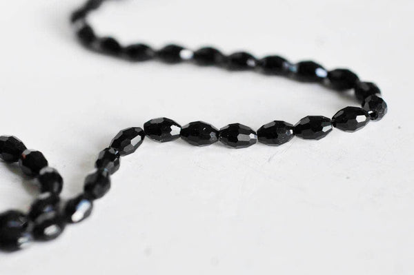 EP Perles verre noir, Perles verre, perle forme ovale, fourniture créative, grain de riz, verre noir, création bijoux, fil de 70-G564