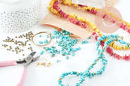 Lot De Perles Blanches Simulées Pour DIY Bijoux - 1890 Perles + Cordes + Boîte De Rangement - Taille Variée - 11
