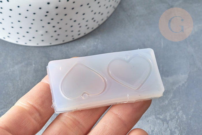 Moule silicone pendentif décoration forme cœur résine 63mm, x1 (G7990)