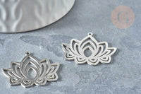 Pendentif Fleur de lotus acier 201 inoxydable argenté 27mm, x1 (G7862)