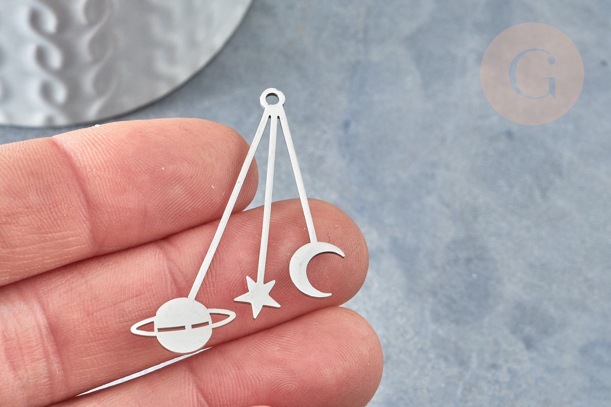Pendentif astres argenté acier inoxydable 42mm, création bijoux acier inoxydable platine, x1 G7663