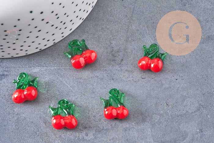 Pendentif cerise fruit rouge verre artisanal 15-19mm, x5 (G1967)