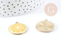 Pendentif citron émail jaune zamac doré 26mm, x1 (G8943)