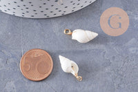 Pendentif coquillage blanc zamac doré 25mm, x2 (G10079)
